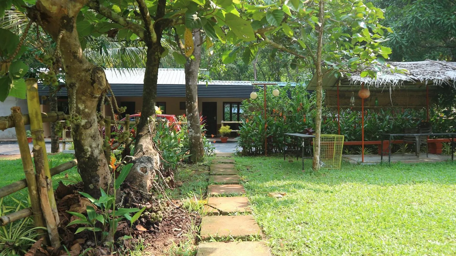 Clouds Village Farm Resort Thodupuzha 0*,  Ινδία