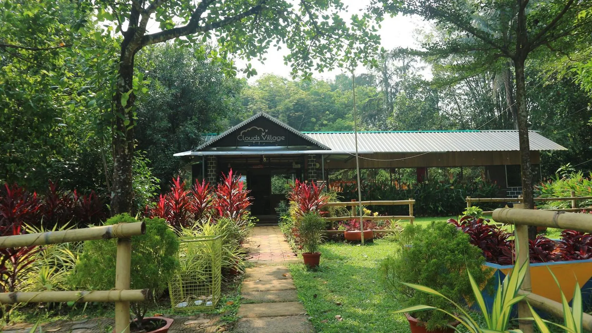 Clouds Village Farm Resort Thodupuzha
