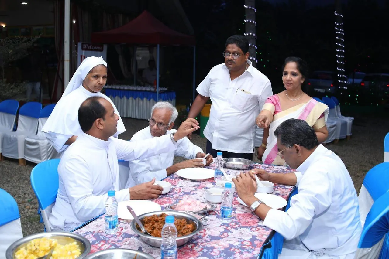 Πανσιόν Clouds Village Farm Resort Thodupuzha