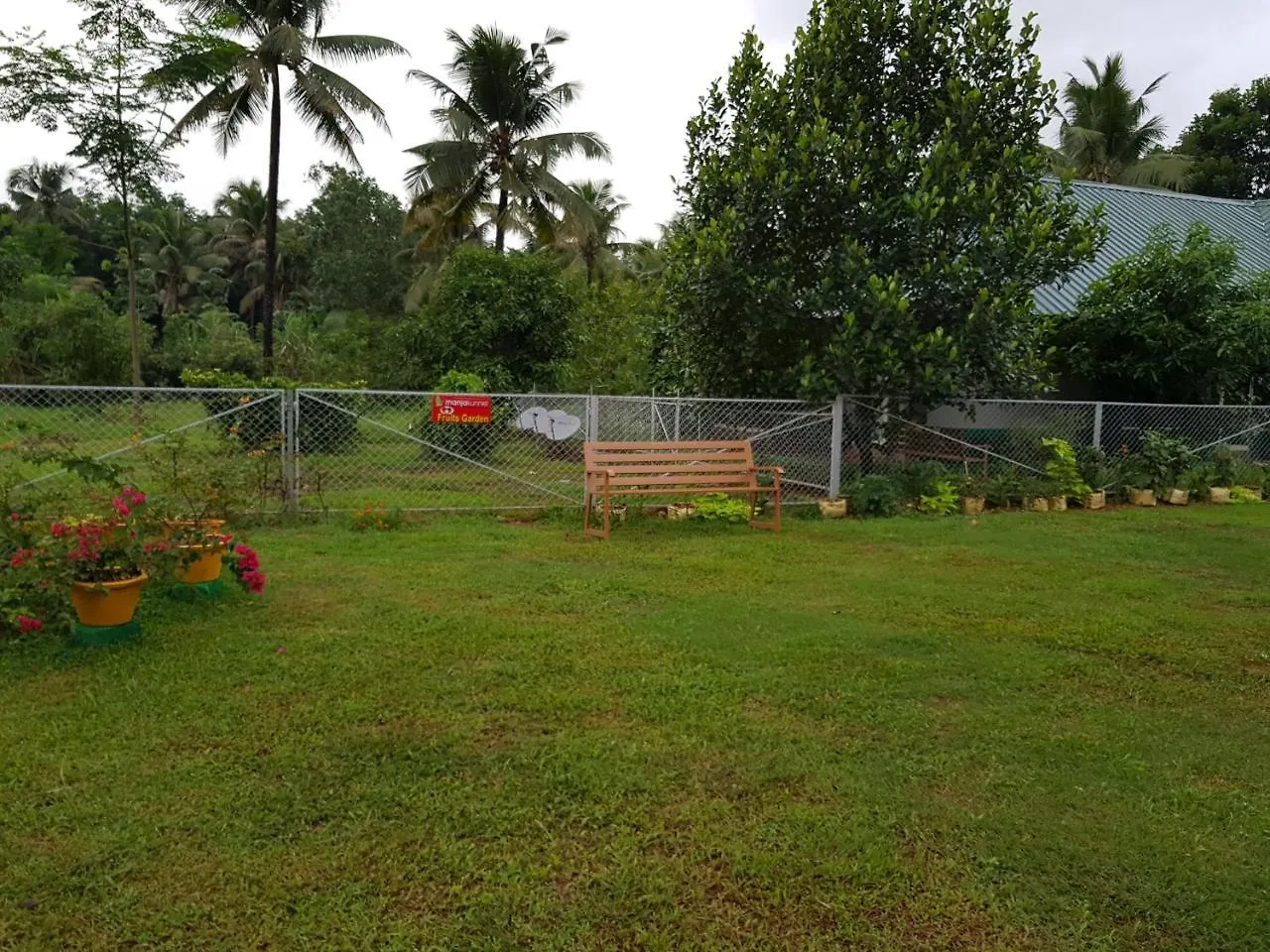 Πανσιόν Clouds Village Farm Resort Thodupuzha
